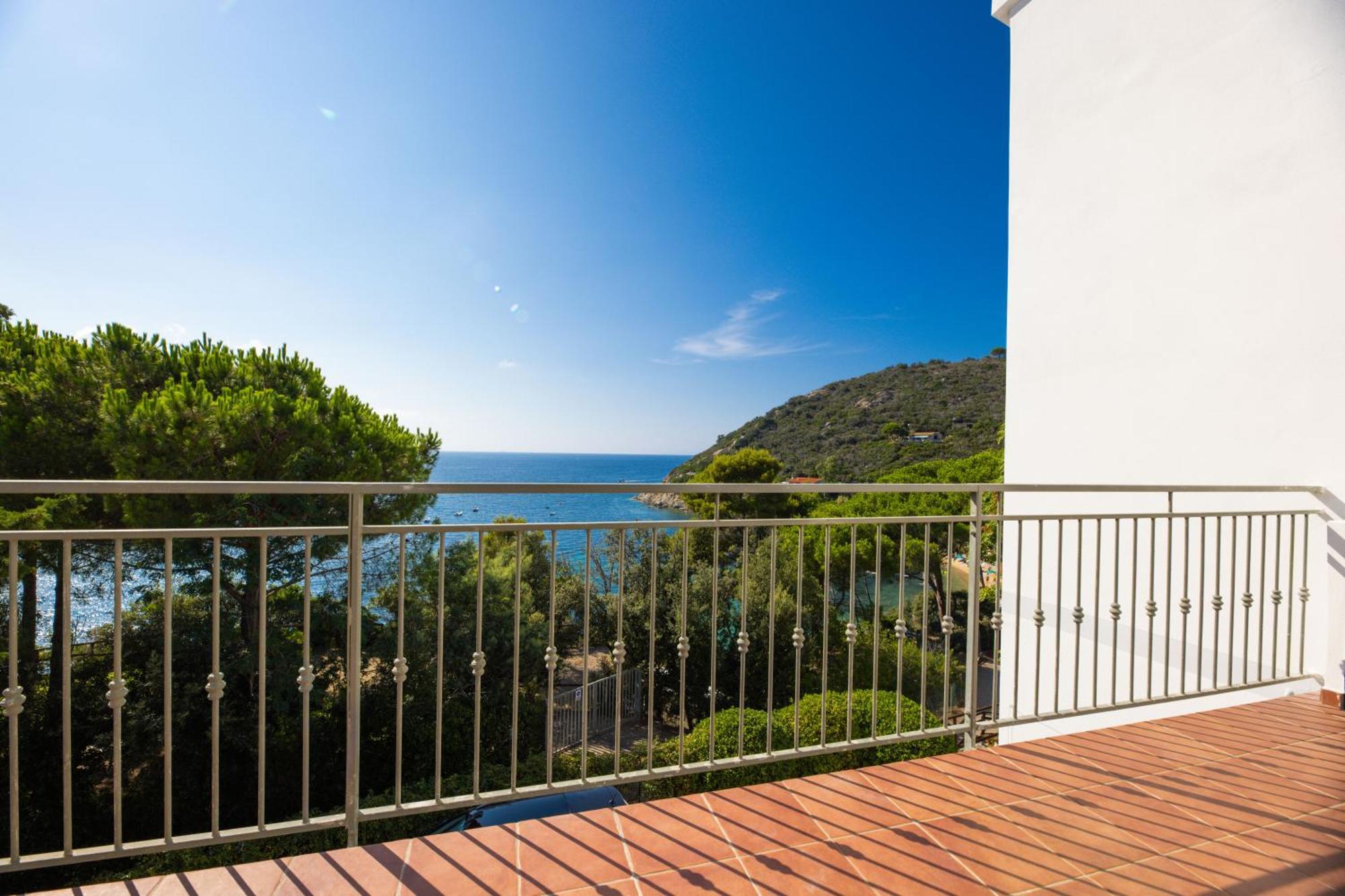 Appartement La Terrazza Sul Forno - Goelba à Portoferraio Extérieur photo